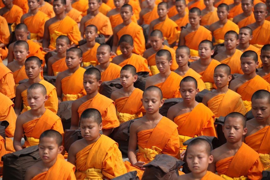 el poder de las meditaciones colectivas por luna dominante